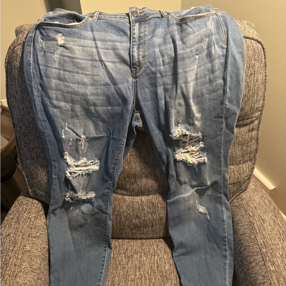 Judy Blue Skinny Blue Distressed Jeans